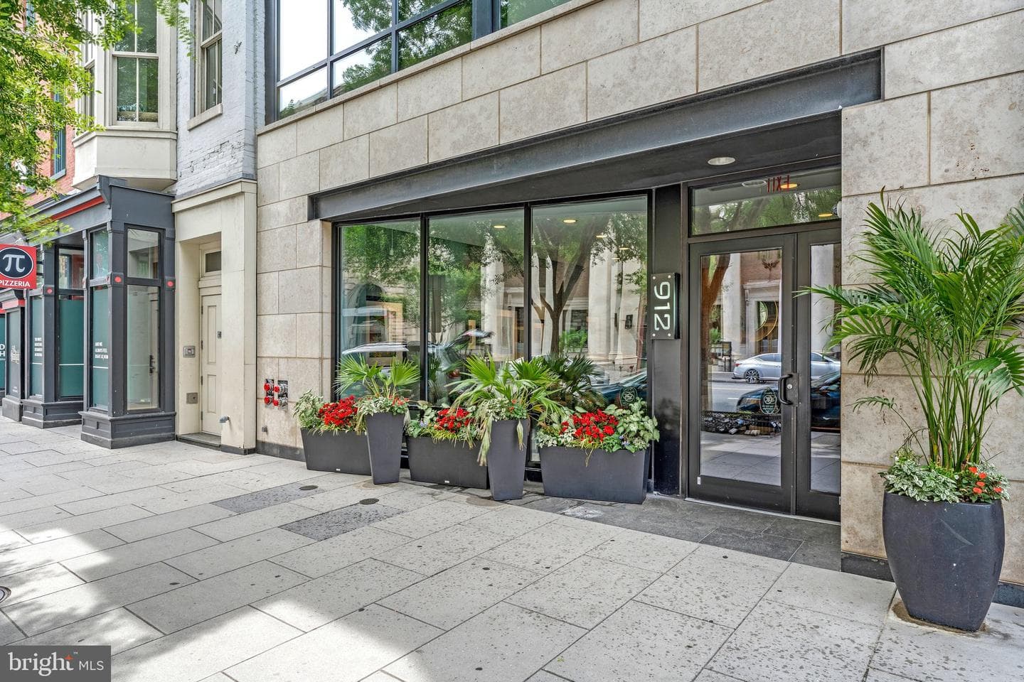 912 F Street NW #t00, Washington