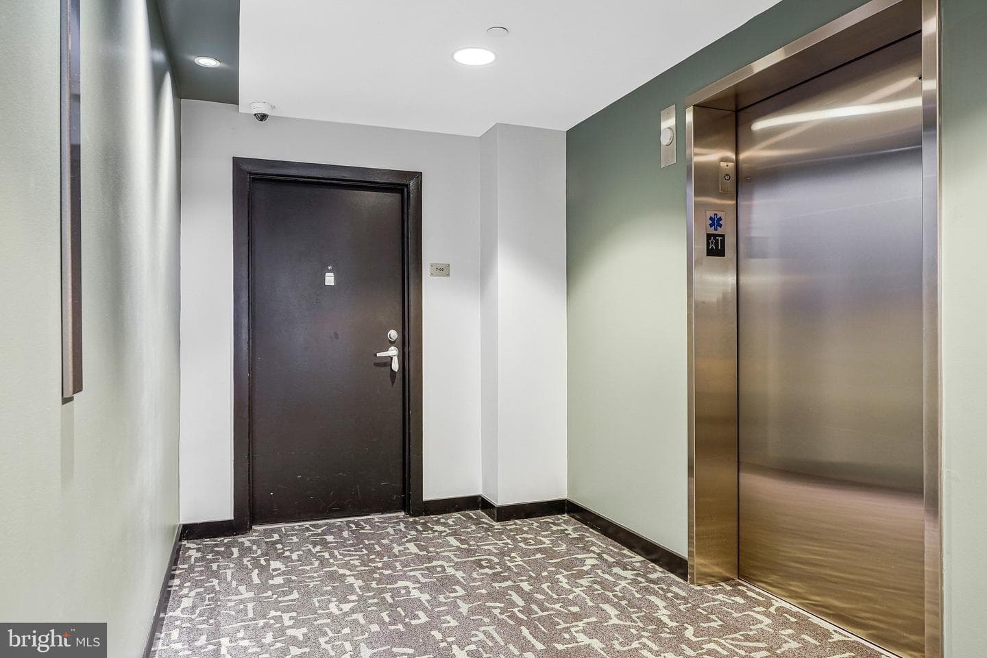 912 F Street NW #t00, Washington