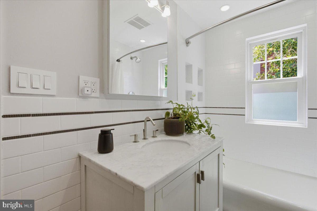 3708 Yuma Street NW photo 37