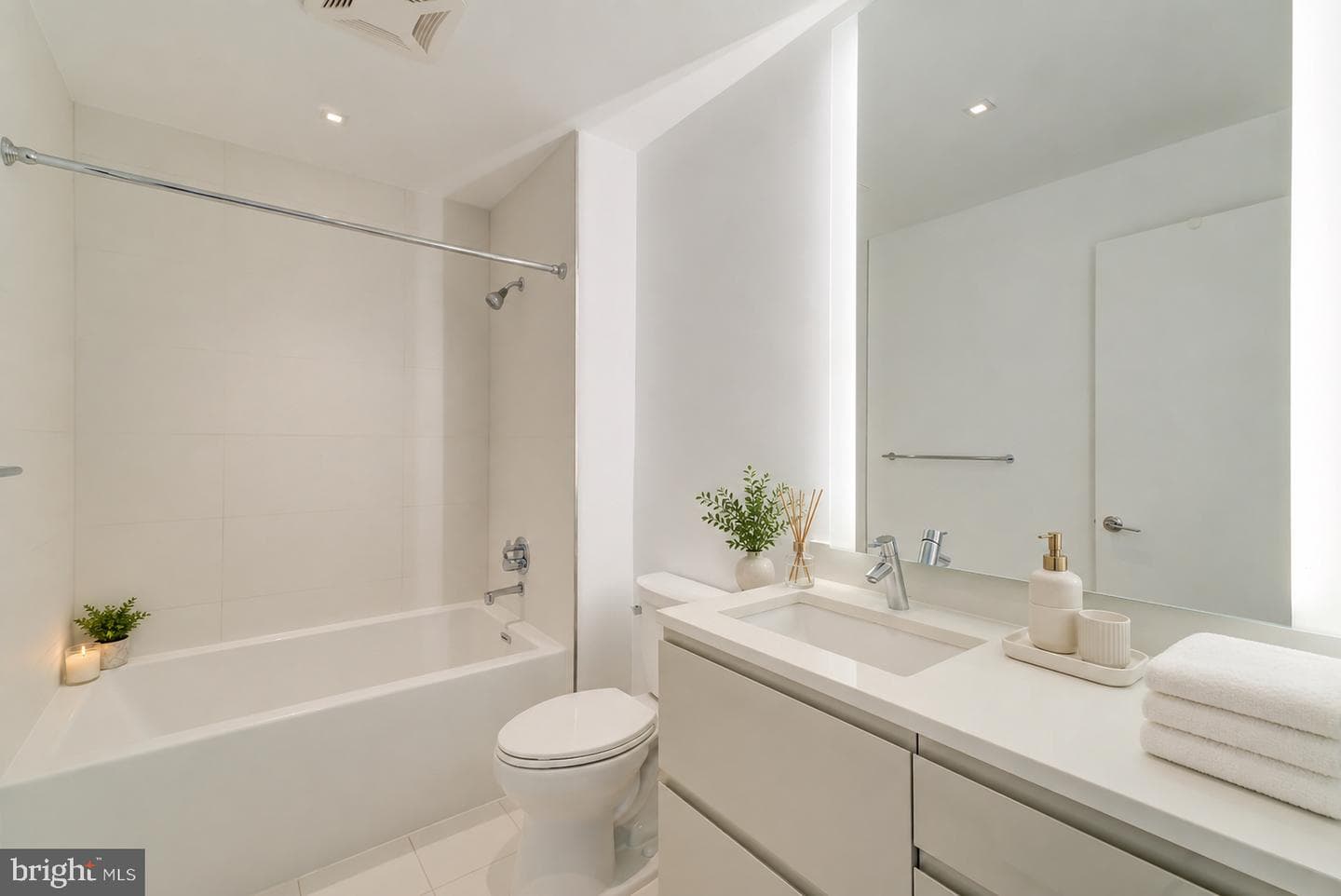 810 O Street NW #609 photo 12