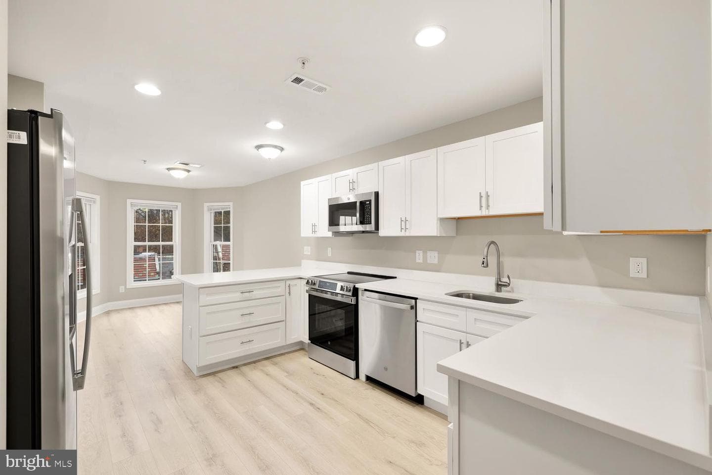 1753 W Street SE #c photo 1