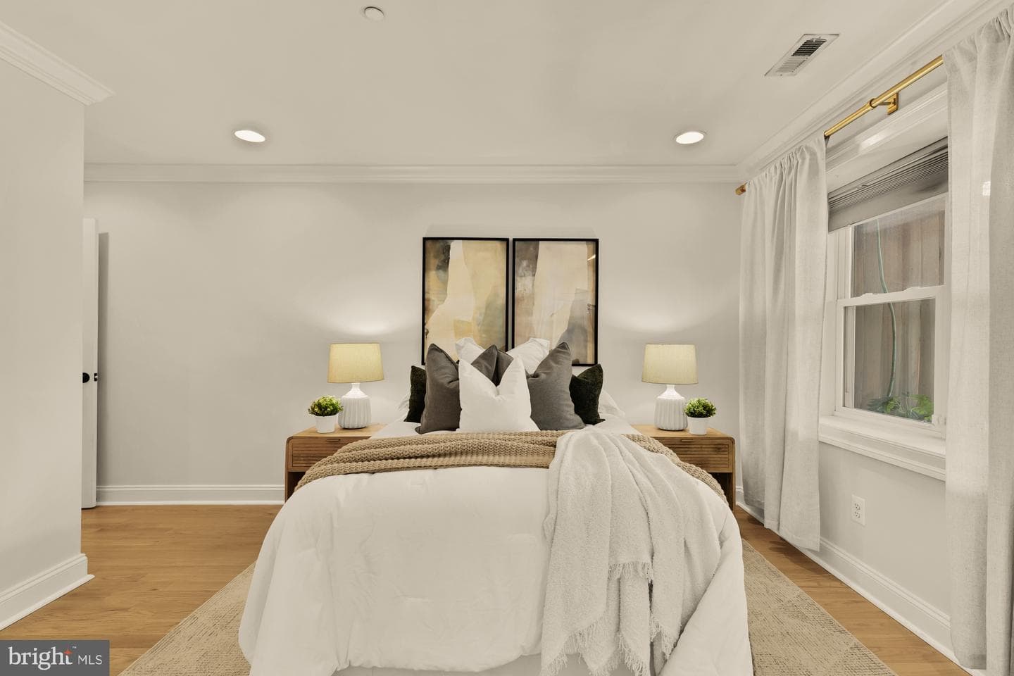1247 Oates Street NE #a photo 32