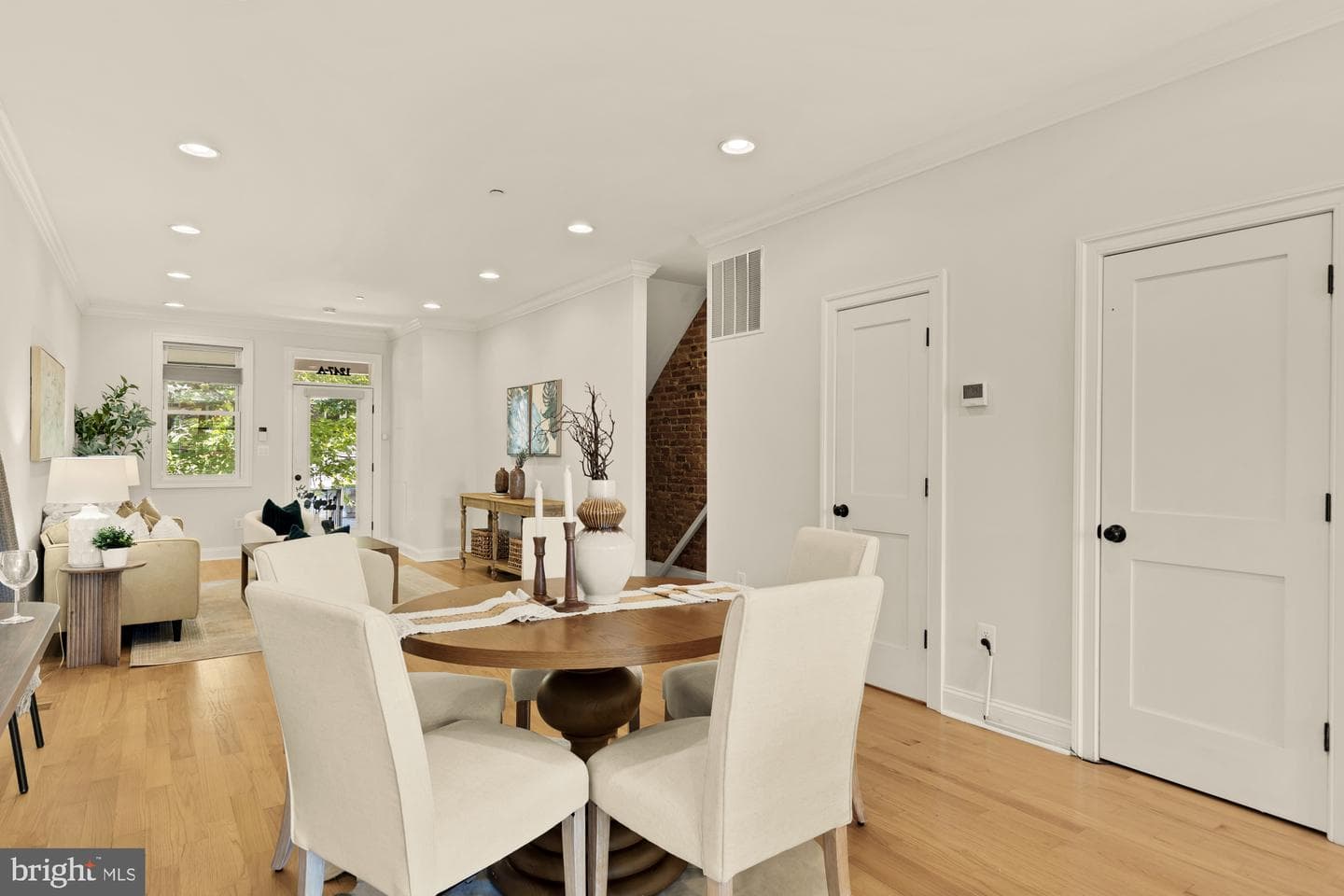 1247 Oates Street NE #a photo 8