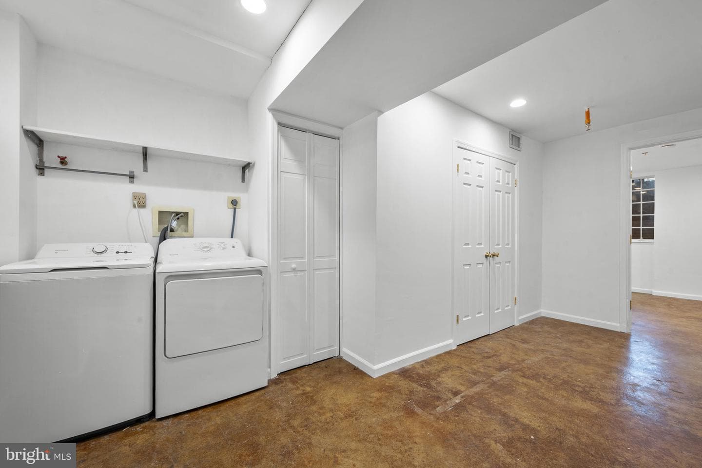 649 16th Street NE photo 31