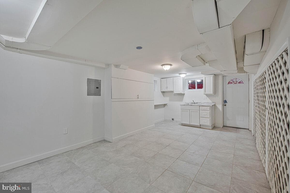 107 Joliet Street SW photo 41