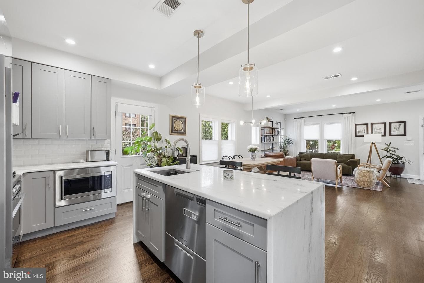 2700 4th Street NE photo 11