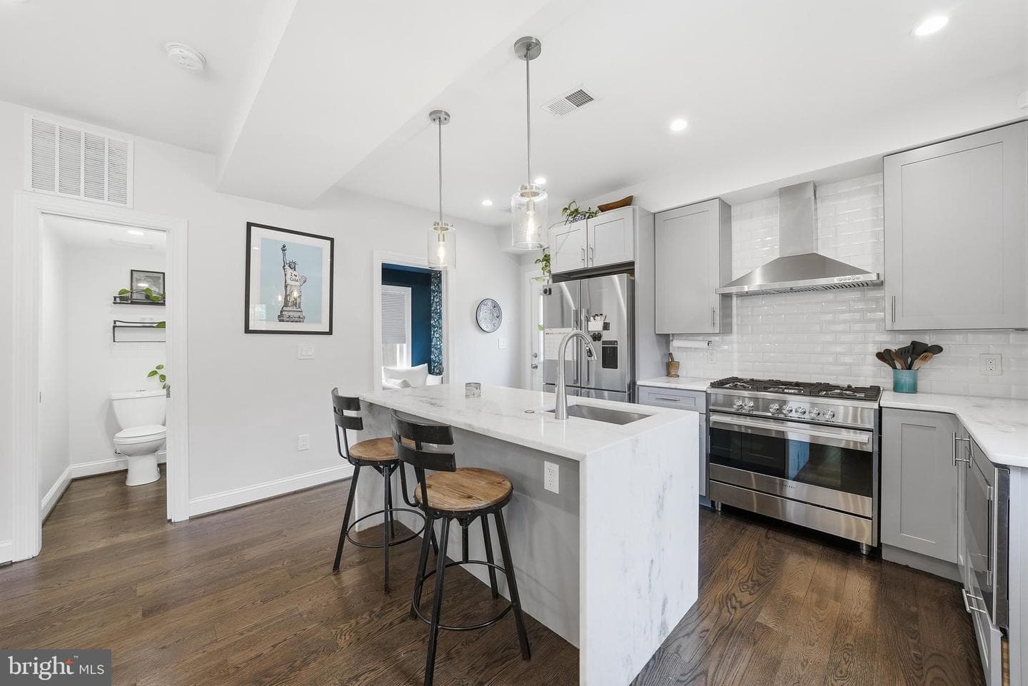 2700 4th Street NE photo 13
