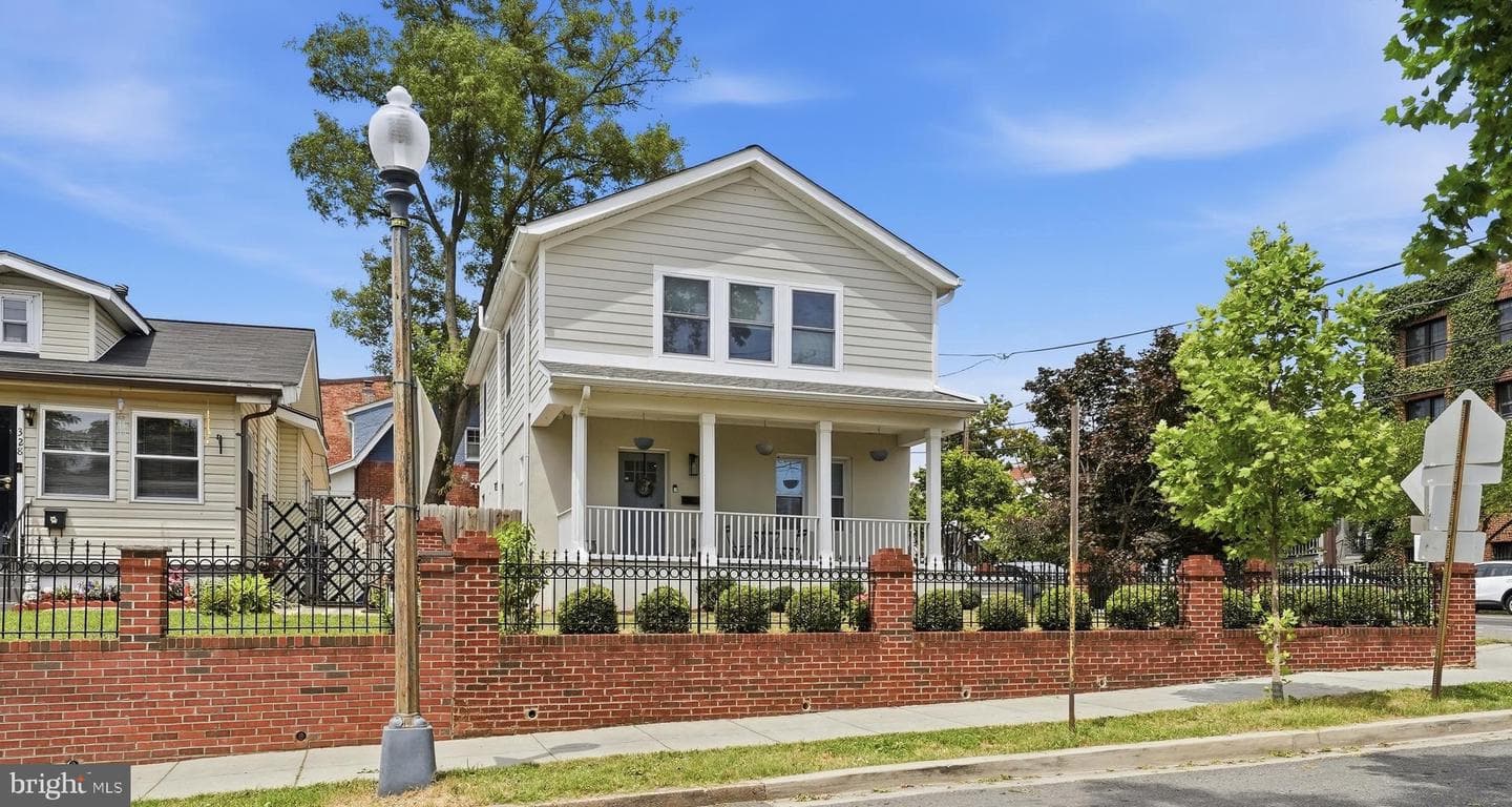 2700 4th Street NE, Washington