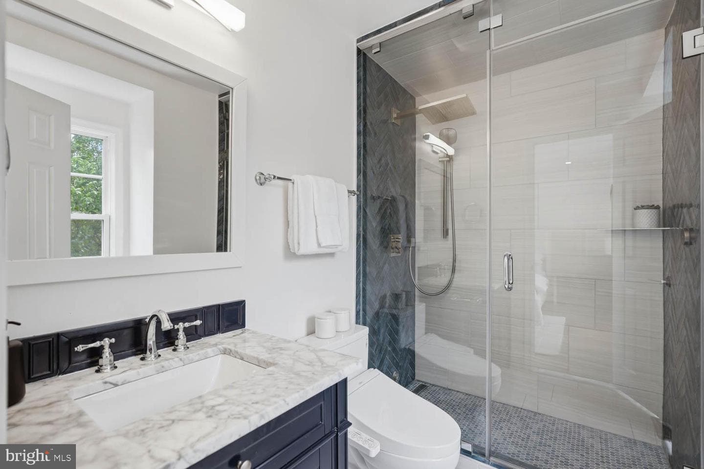 1935 Belmont Road NW #1122 photo 14