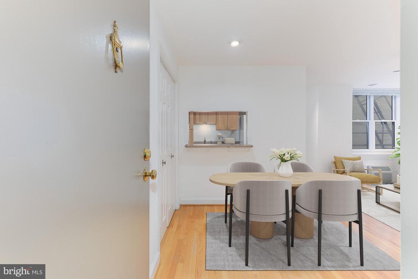 1316 New Hampshire Avenue NW #503 photo 4