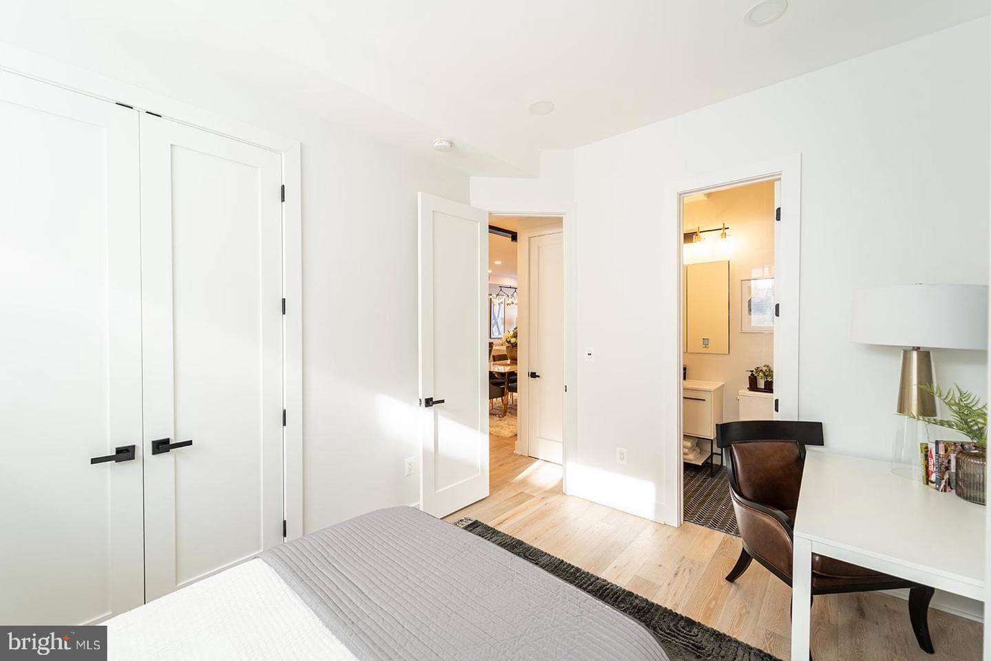 1215 Holbrook Terrace NE #1 photo 58