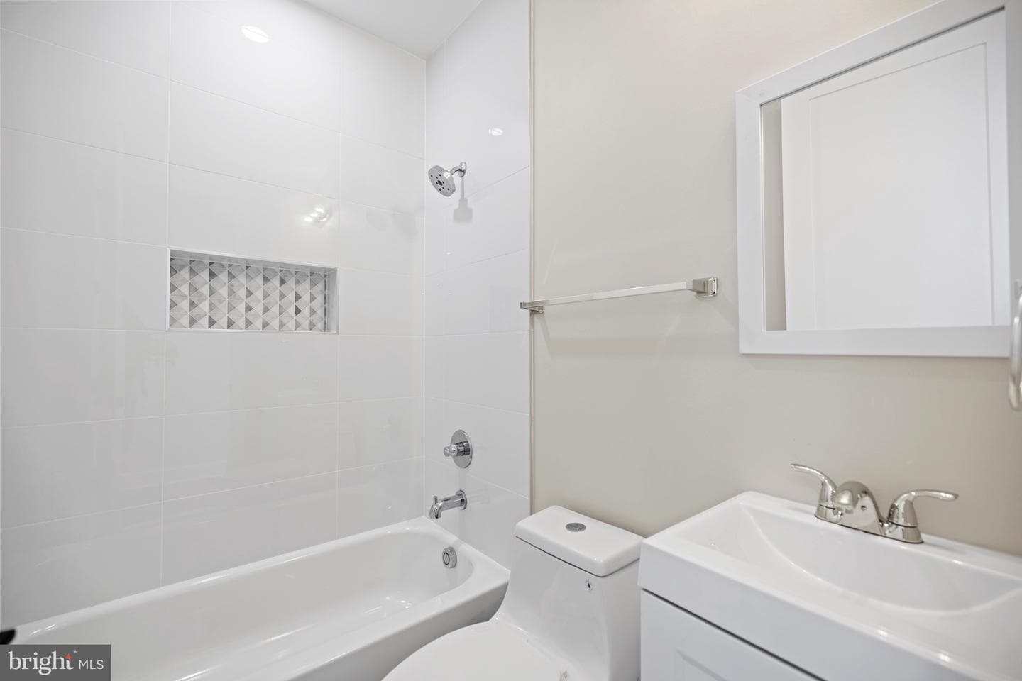 824 18th Street NE #12 photo 11