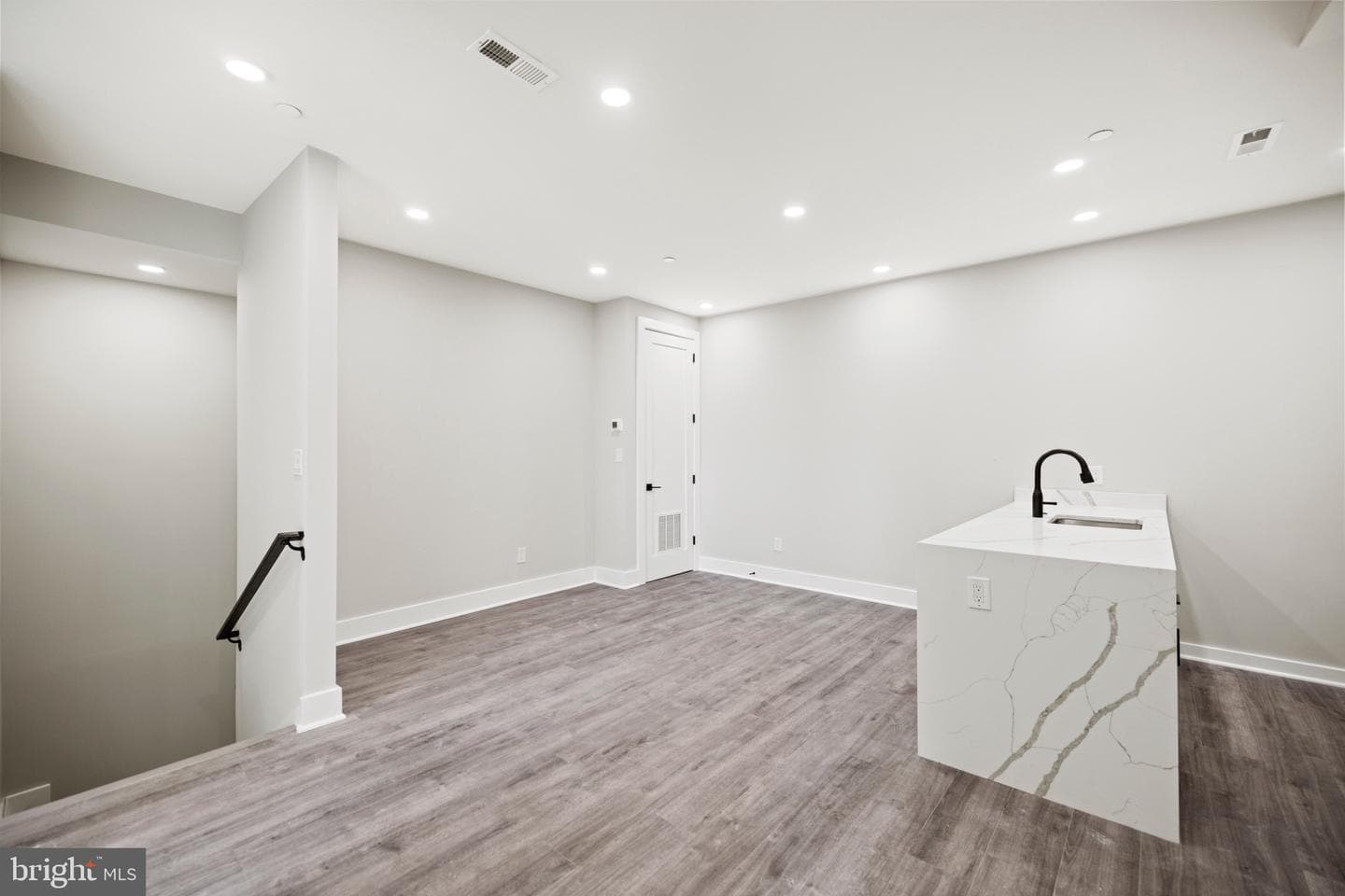 824 18th Street NE #12 photo 13
