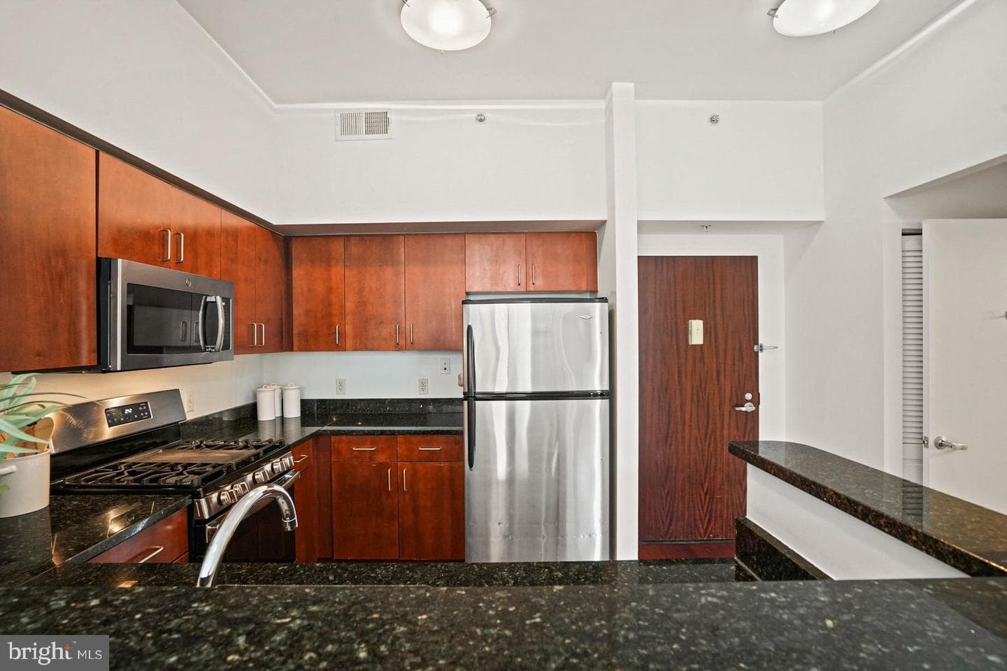 1000 New Jersey Avenue SE #1224 photo 8