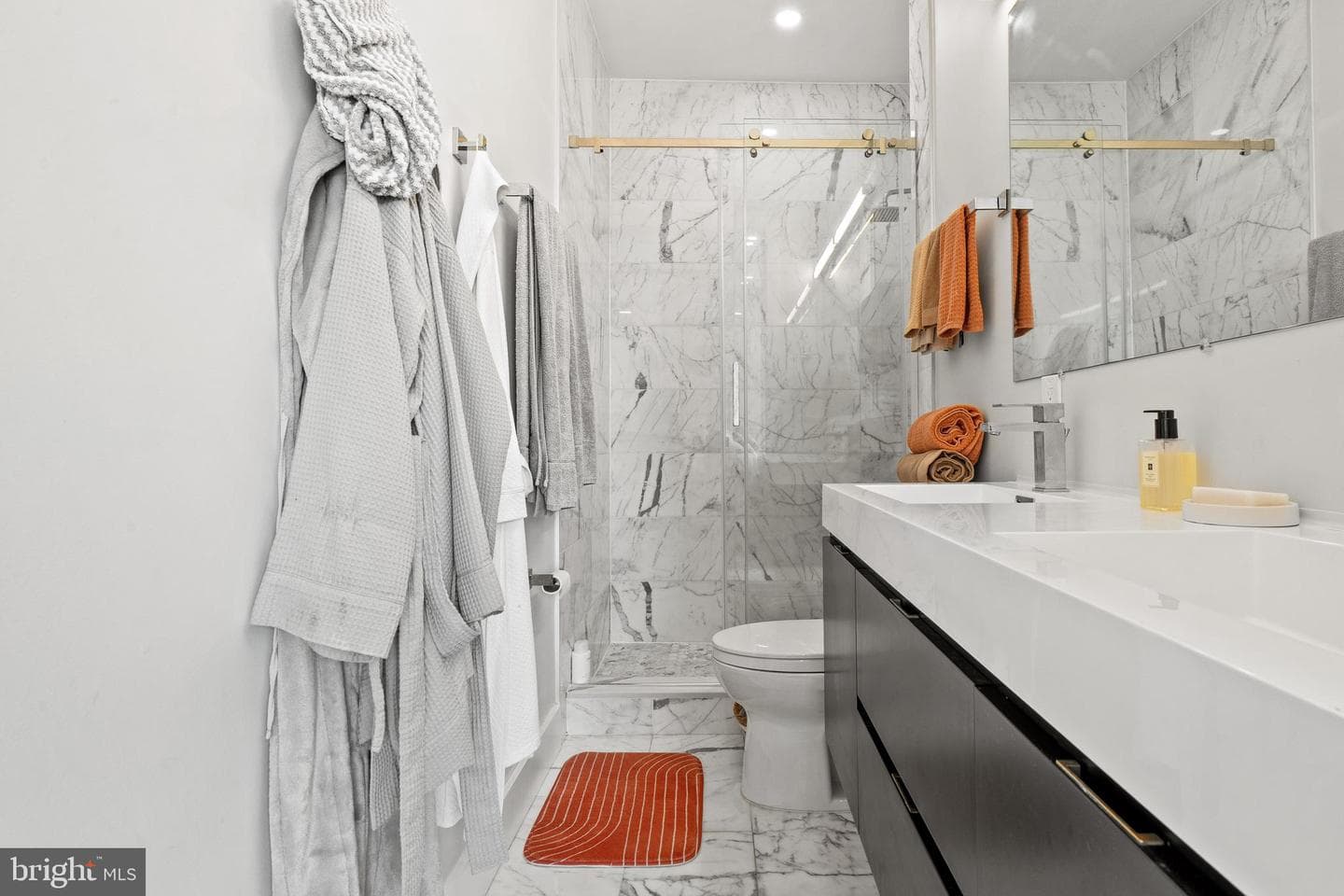 1509 D Street NE #2 photo 23