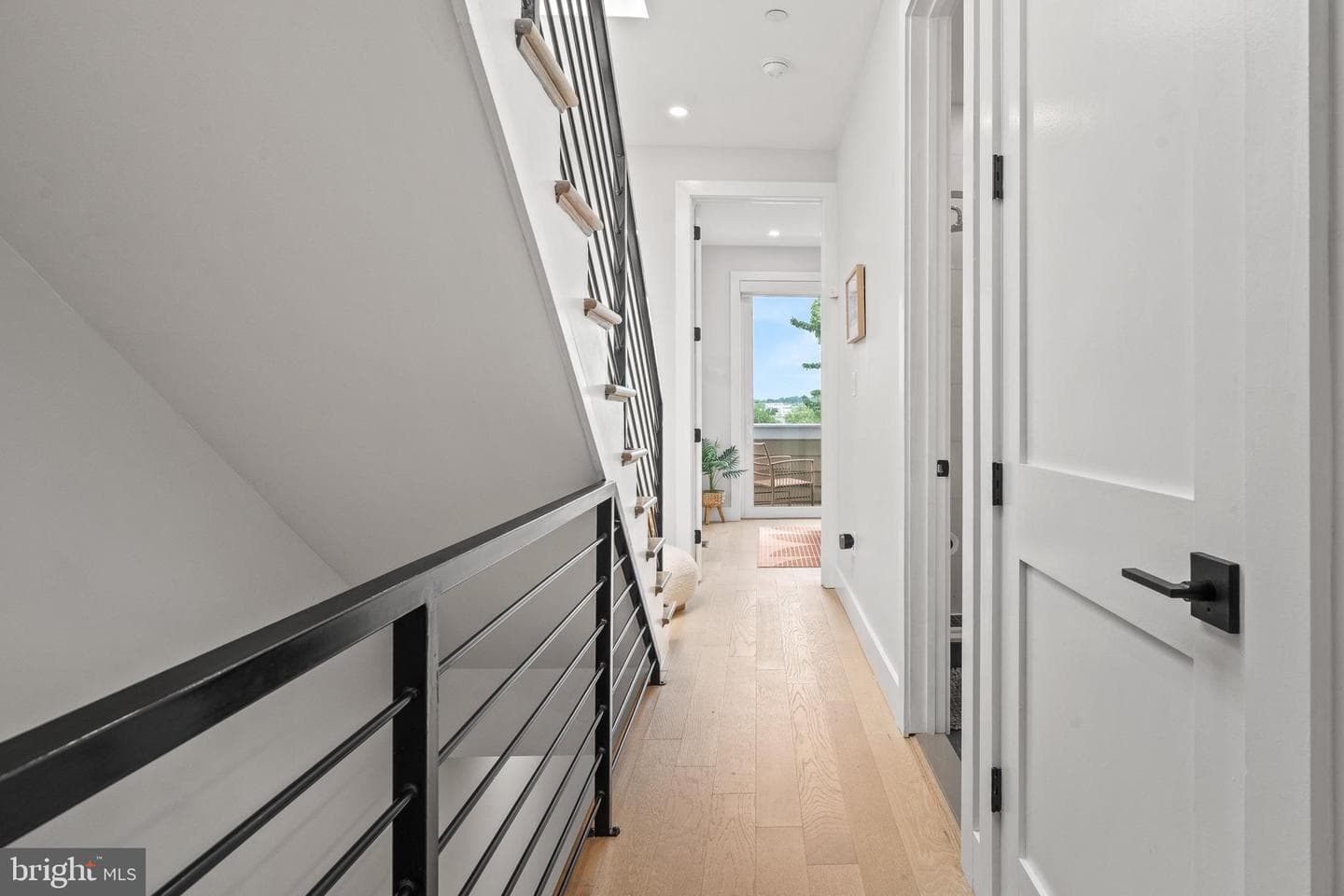 1509 D Street NE #2 photo 35