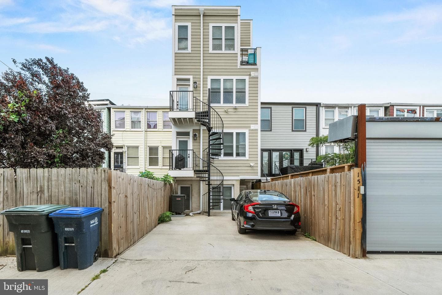 1509 D Street NE #2 photo 37