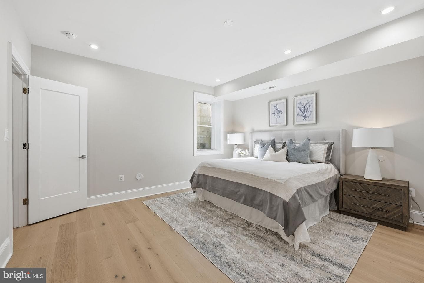 5047 Macarthur Boulevard NW photo 47