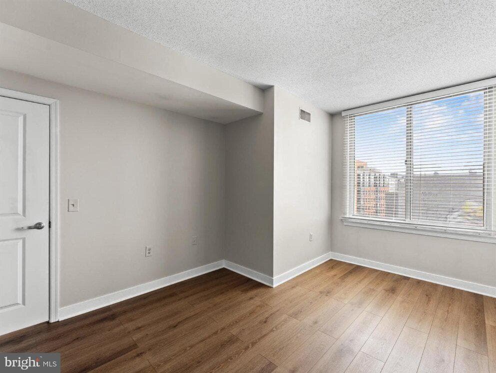 555 Massachusetts Avenue NW #1307 photo 13