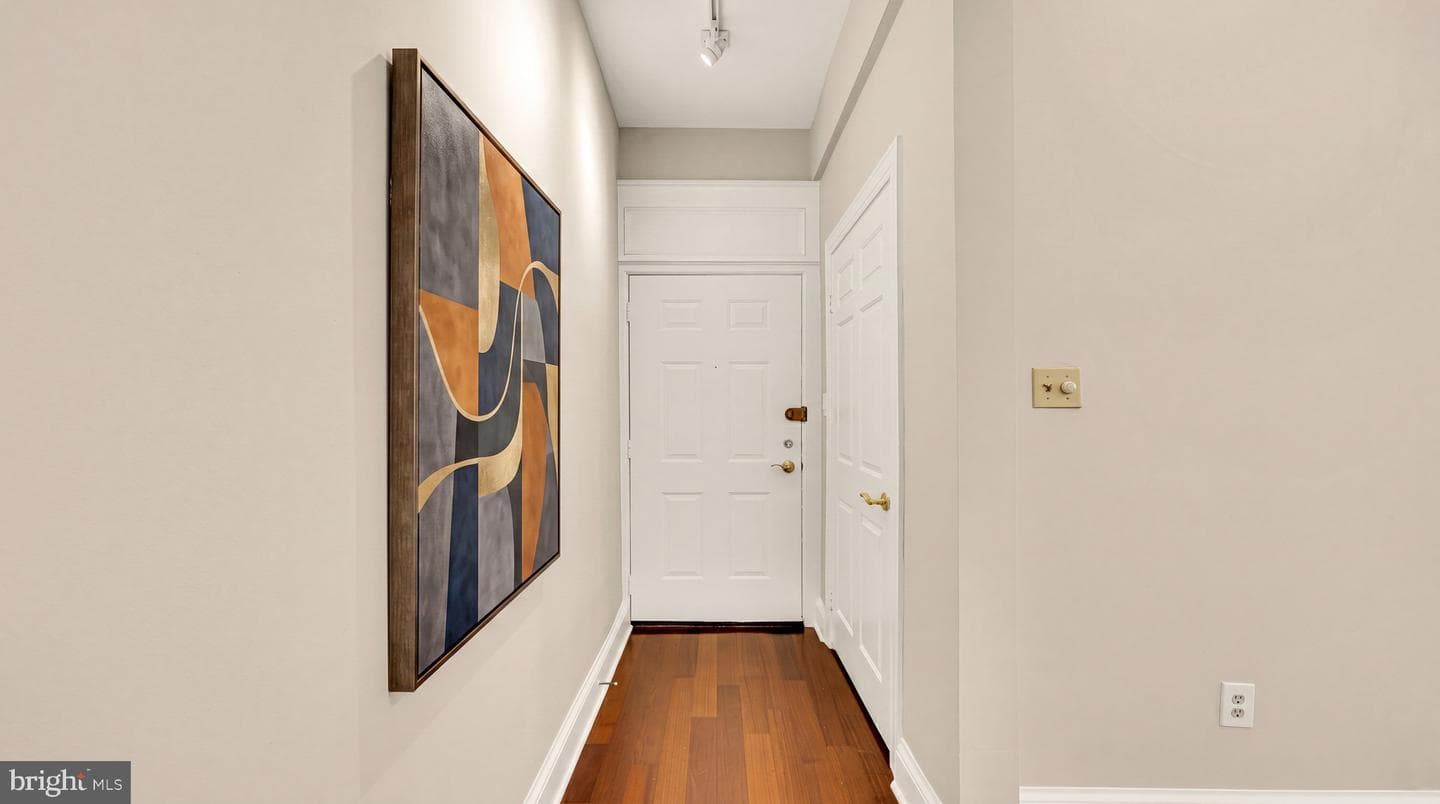 1824 S Street NW #104 photo 3