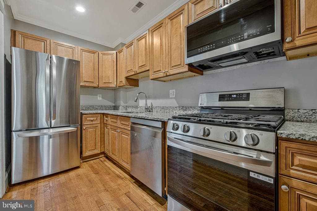 2406 37th Street NW photo 11