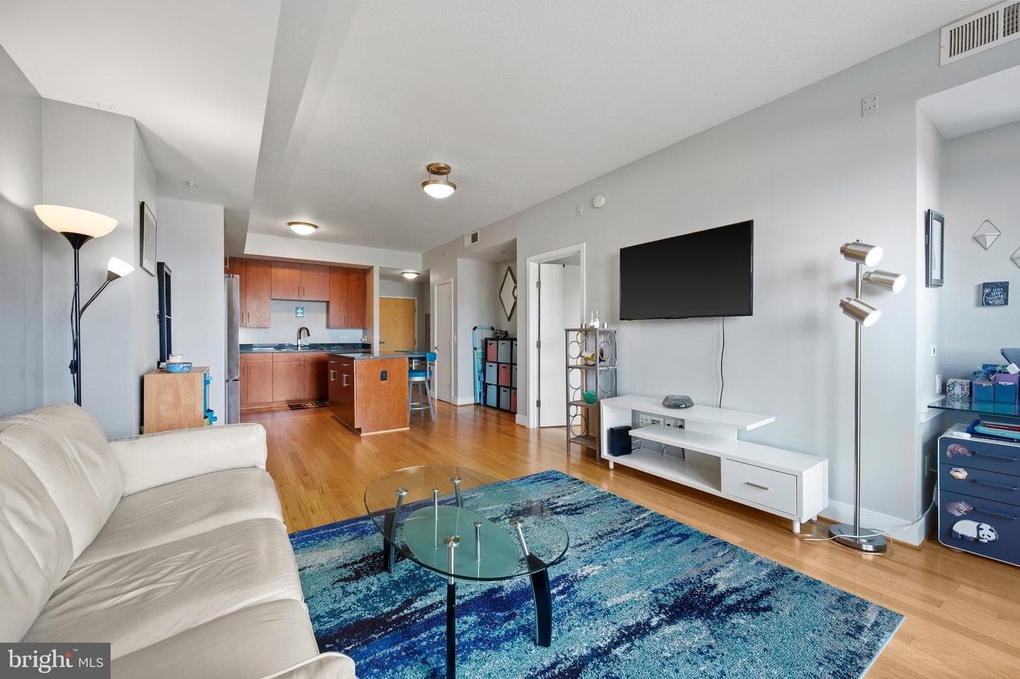 910 M Street NW #1006, Washington