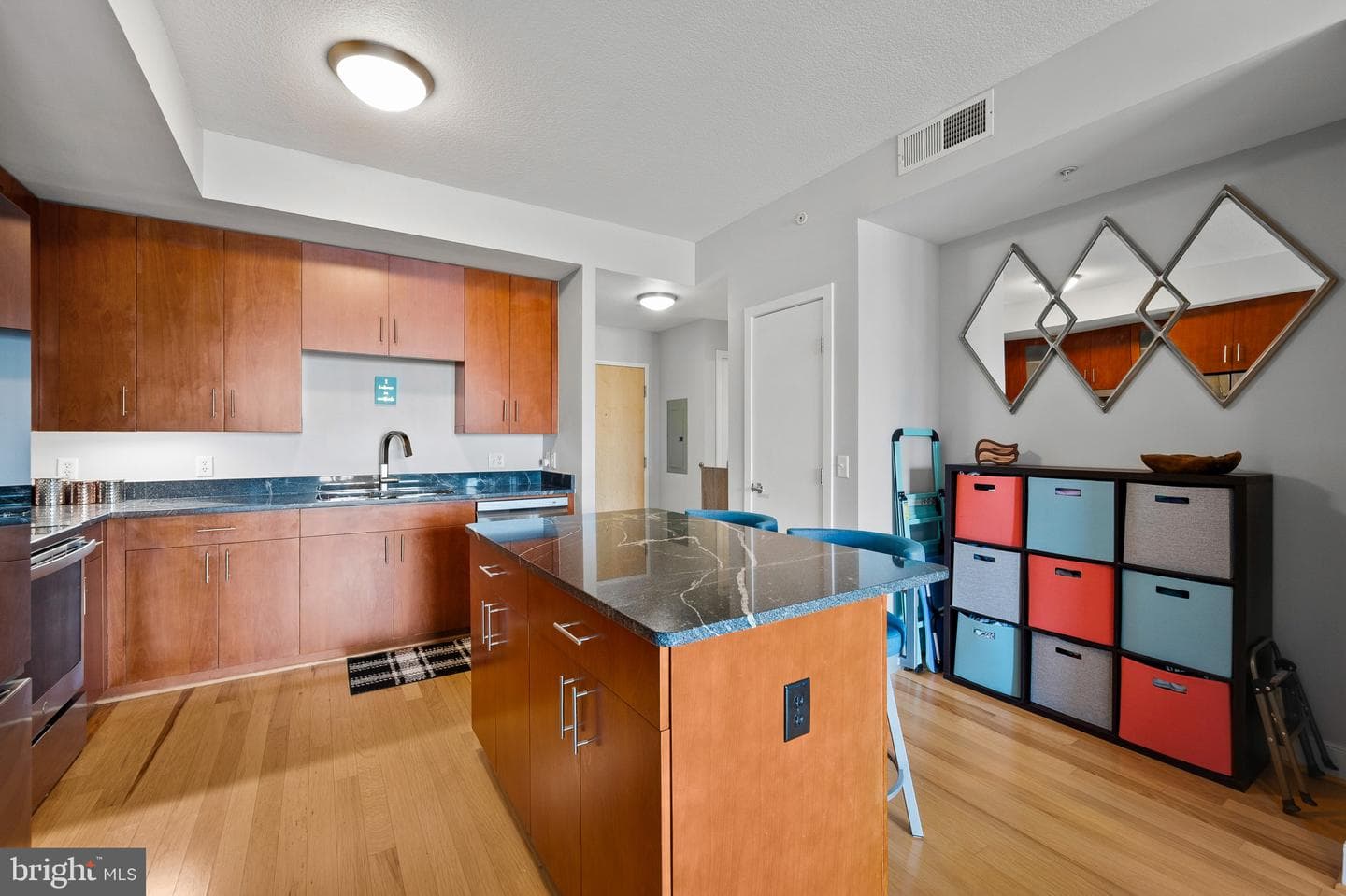 910 M Street NW #1006 photo 5