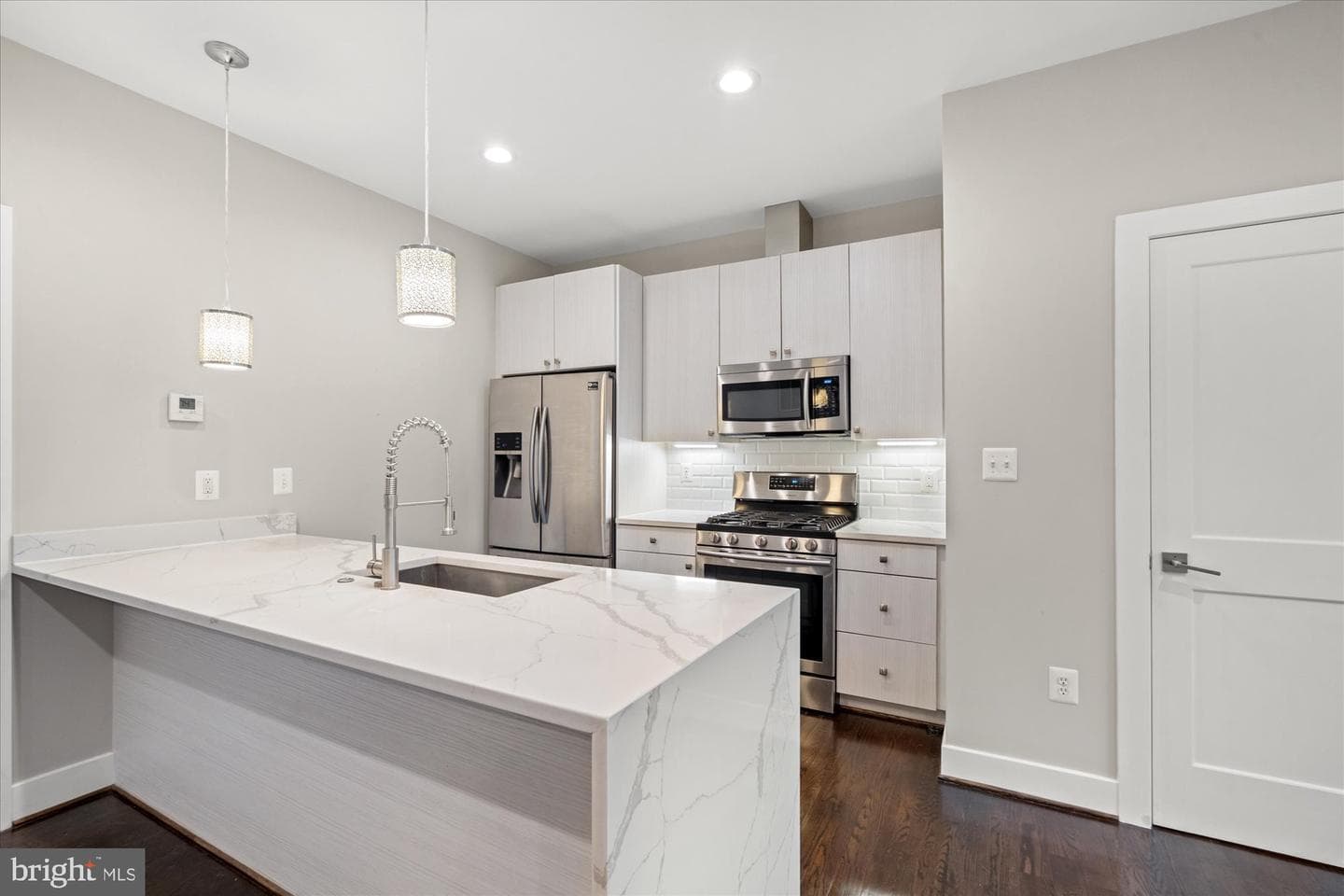 37 Missouri Avenue NW #12 photo 8