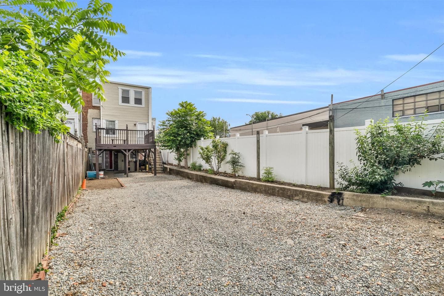 1525 Oates Street NE photo 38