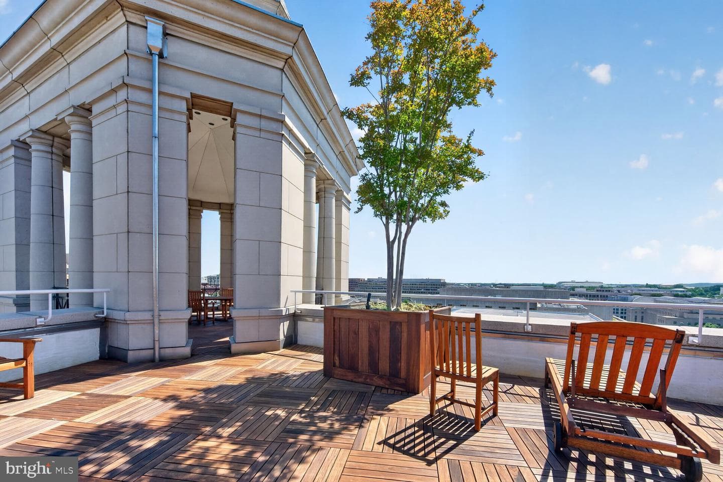 601 Pennsylvania Avenue NW #311 photo 16