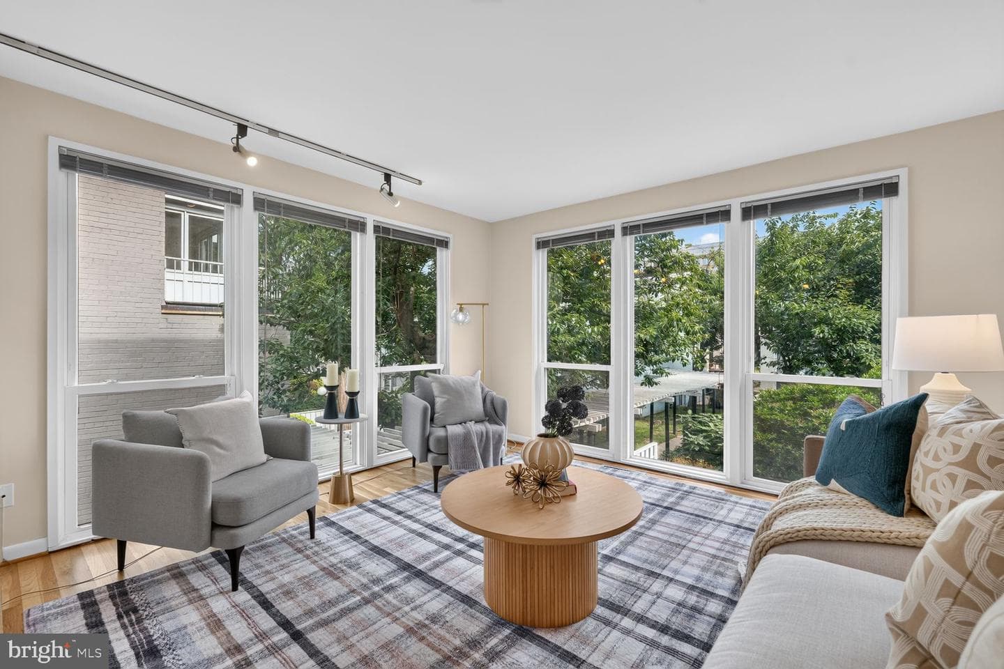 209 G Street SW #143, Washington