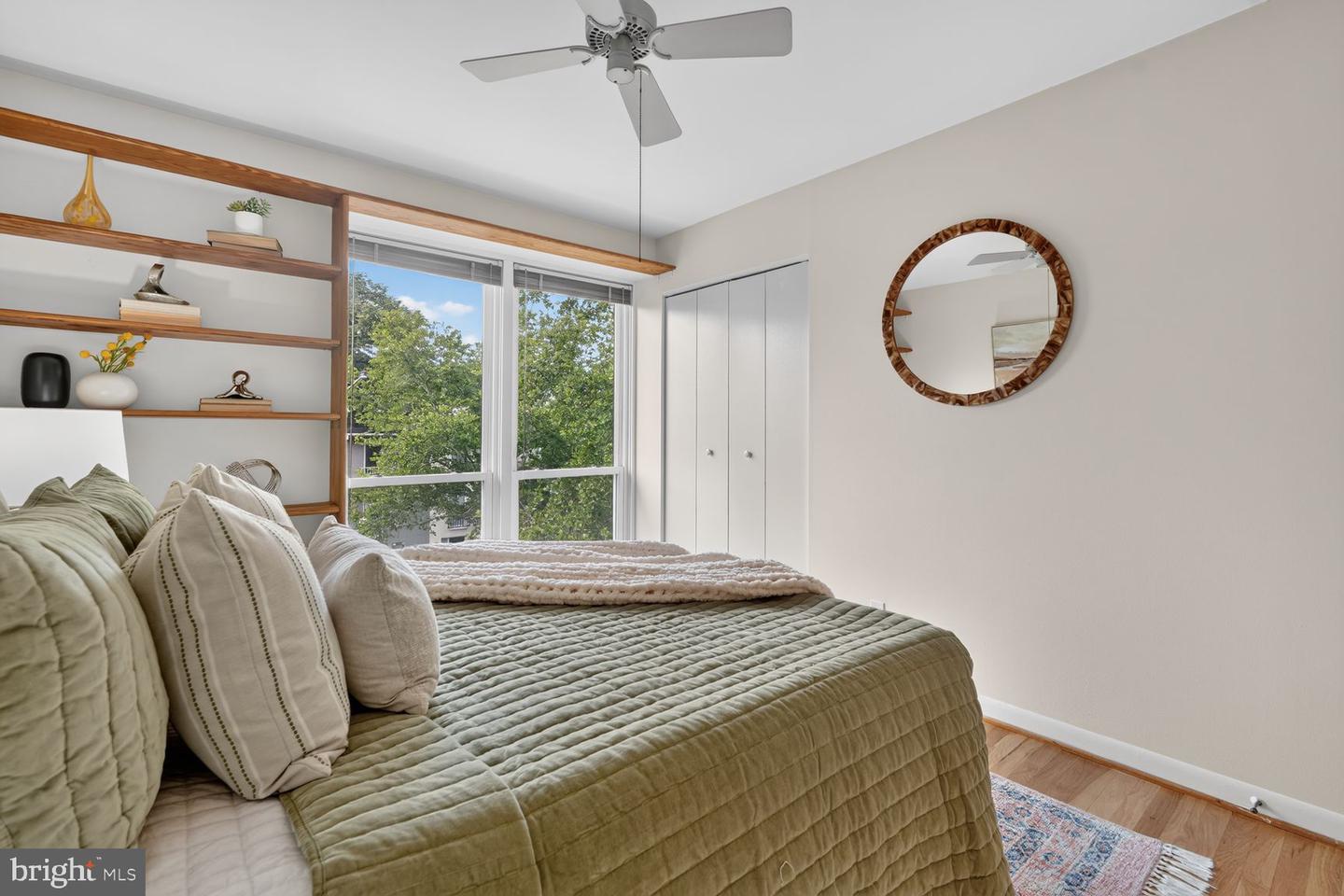 209 G Street SW #143 photo 17
