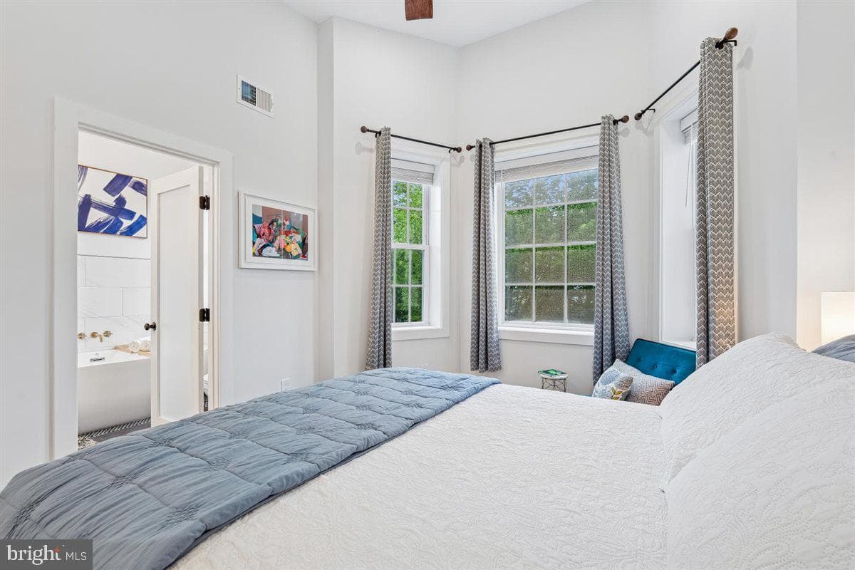 130 Adams Street NW photo 13
