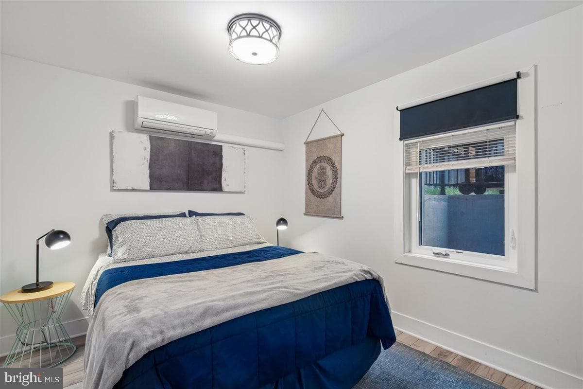 130 Adams Street NW photo 27