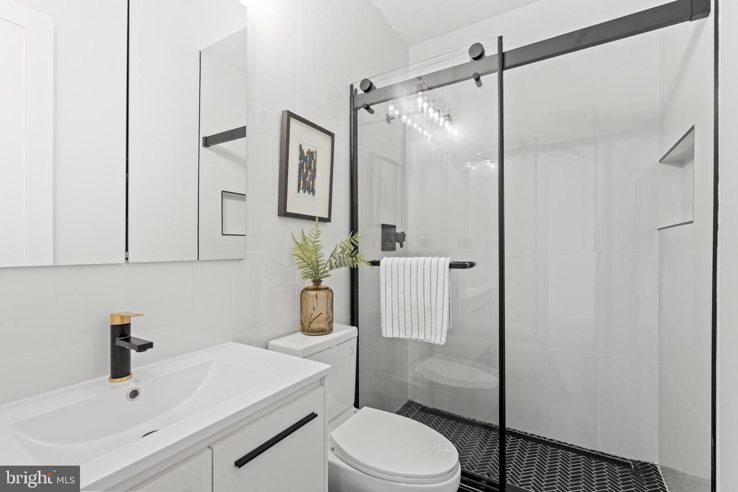 1215 Holbrook Terrace NE #3 photo 31