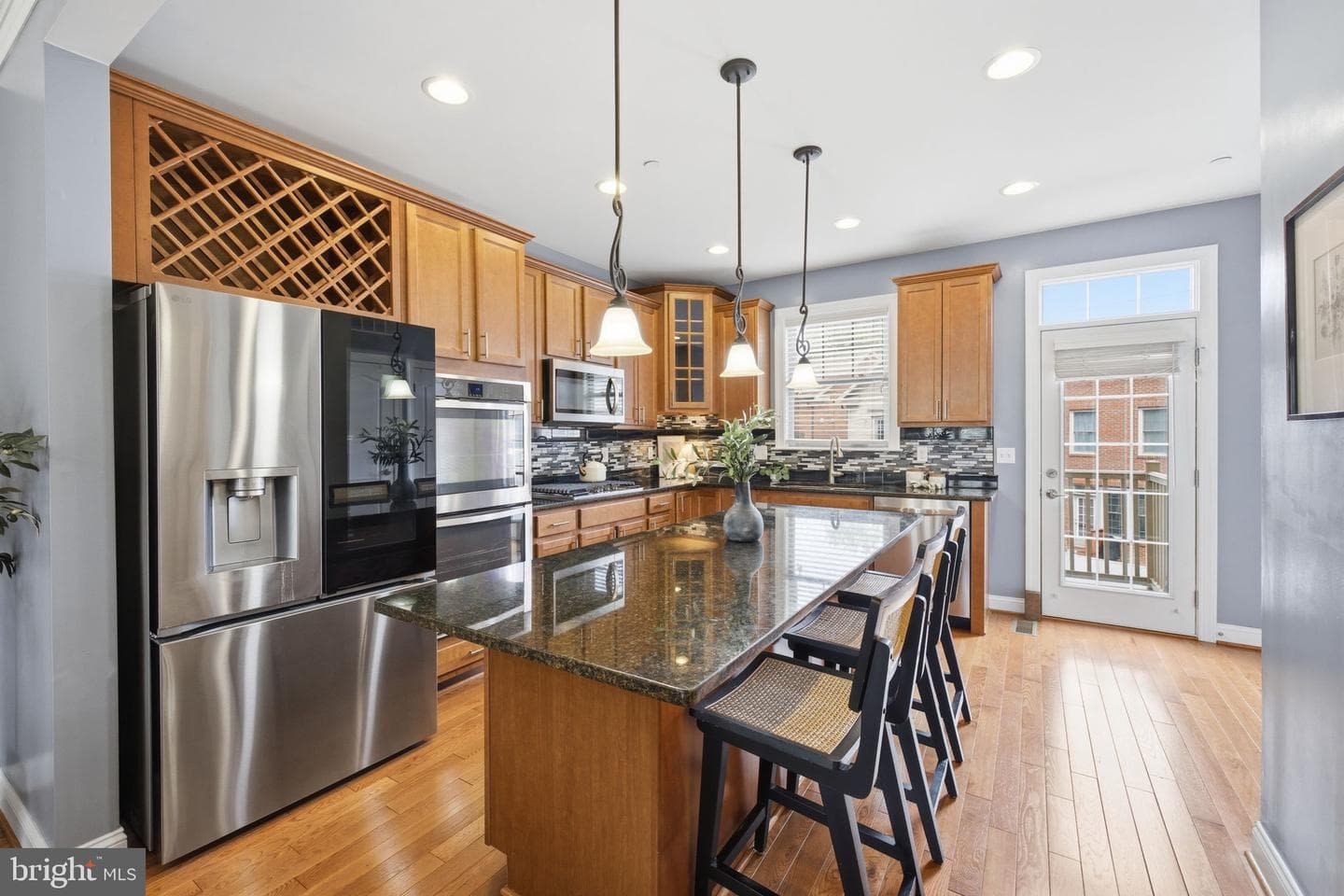 6109 Solent Place NE photo 11
