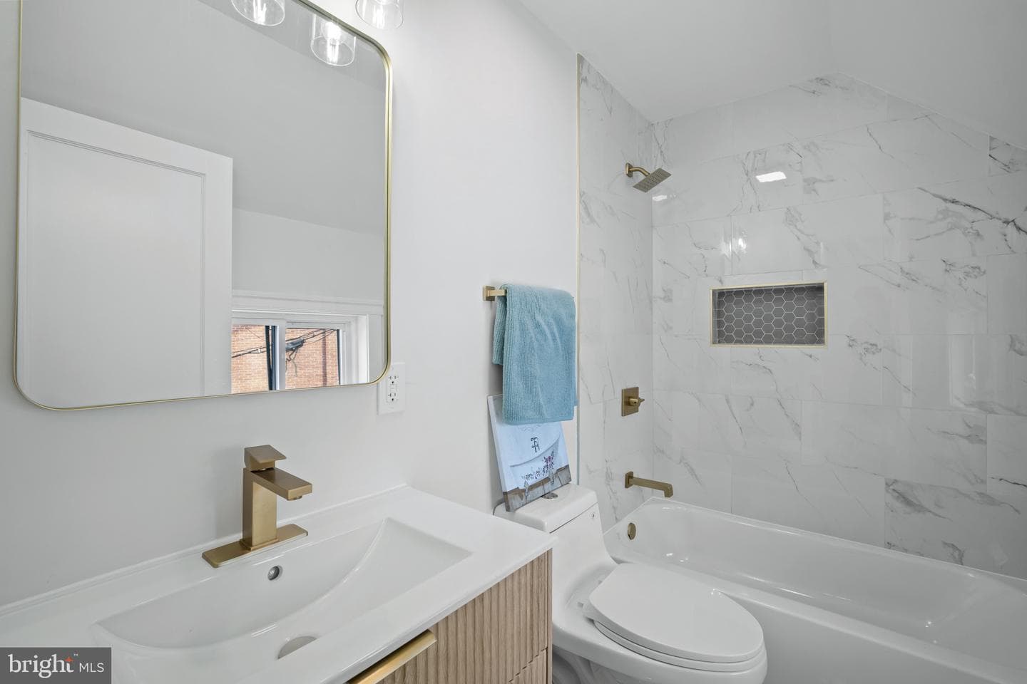 3110 Newton Street NE photo 23