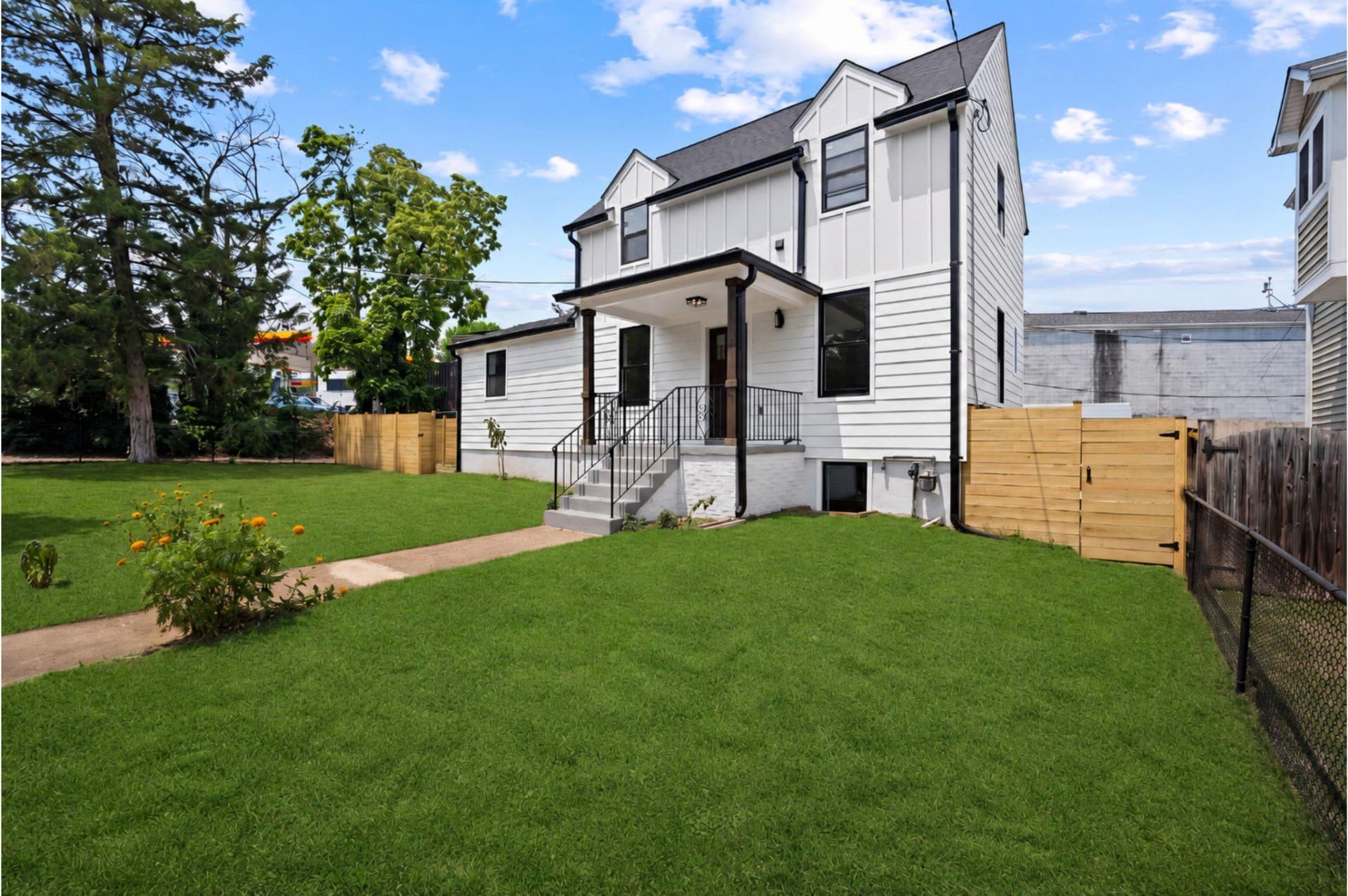 3110 Newton Street NE photo 3