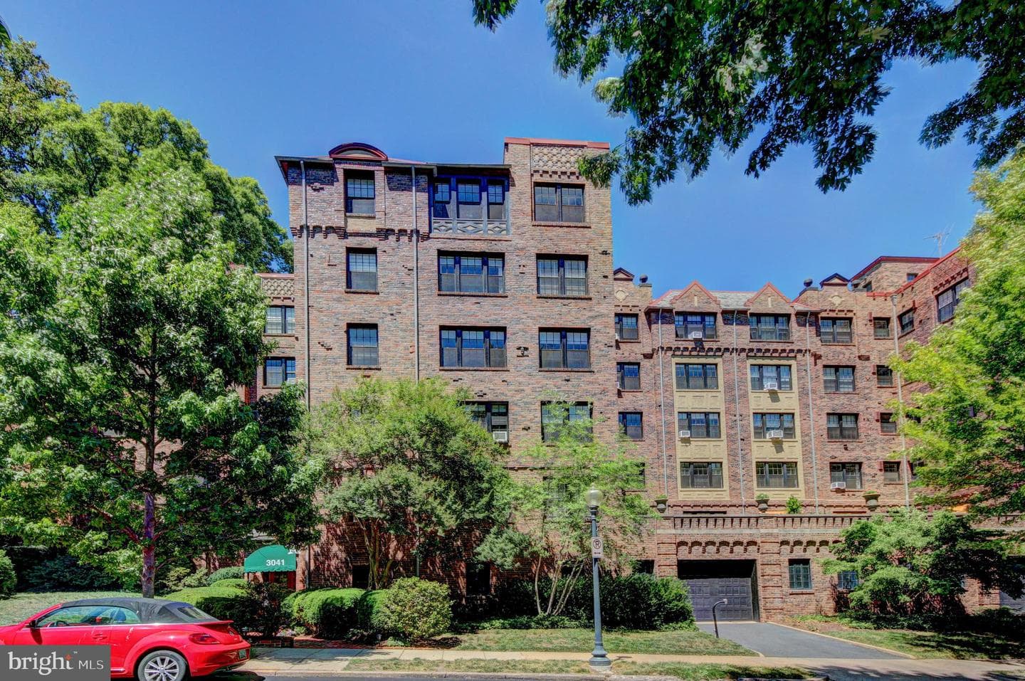 3041 Sedgwick NW #201-D, Washington