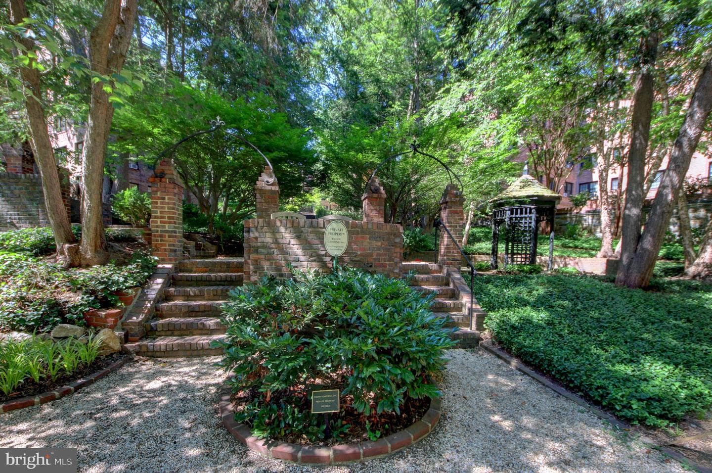3041 Sedgwick NW #201-D photo 31