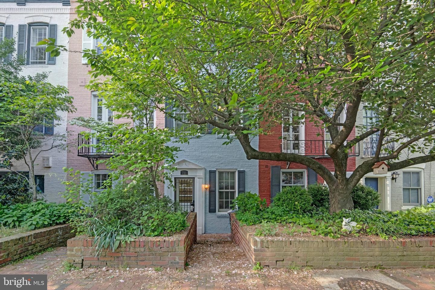 711 A Street NE, Washington