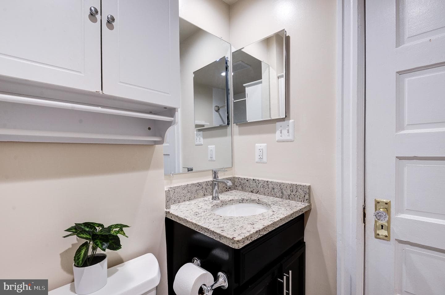 637 3rd Street NE #305 photo 14