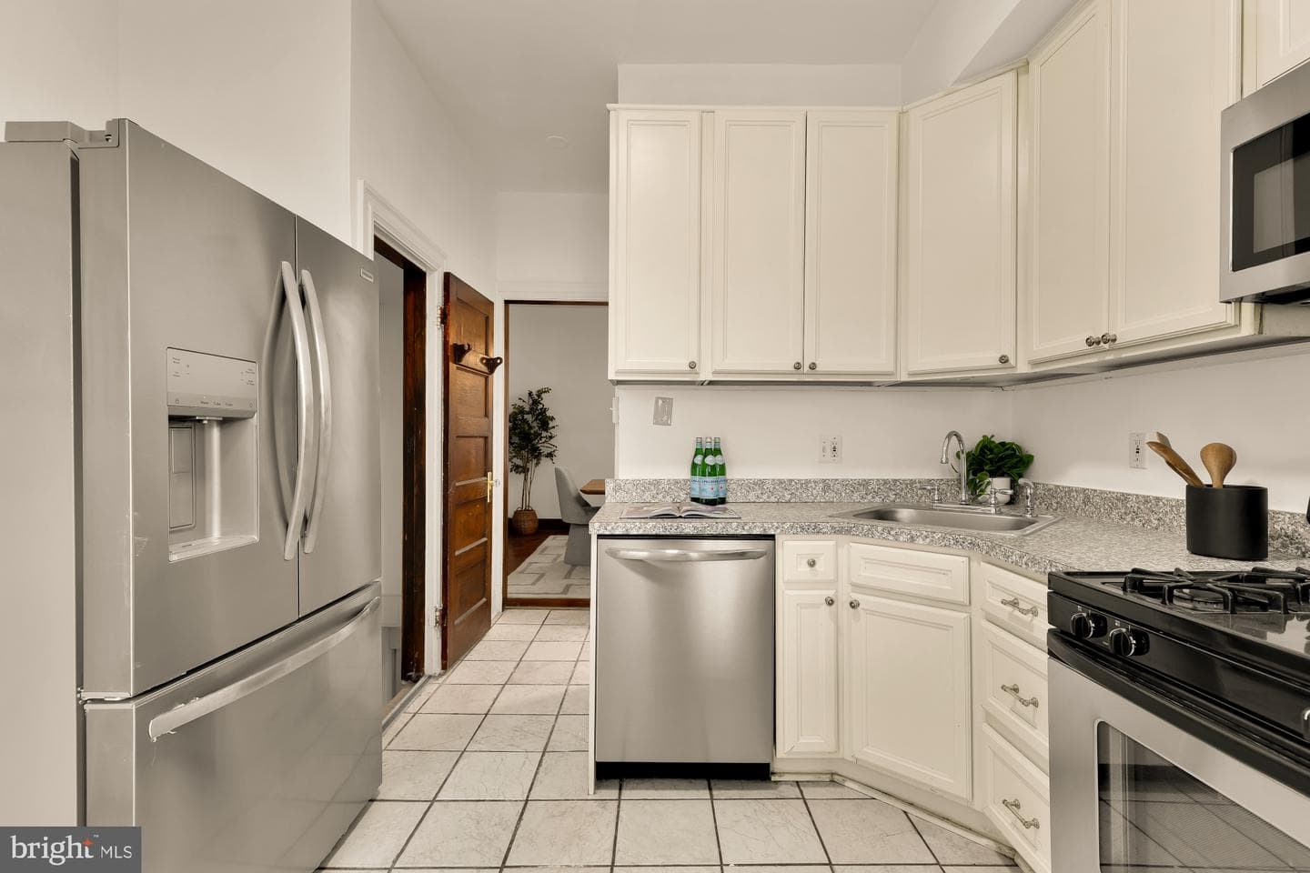 55 Adams Street NW photo 11