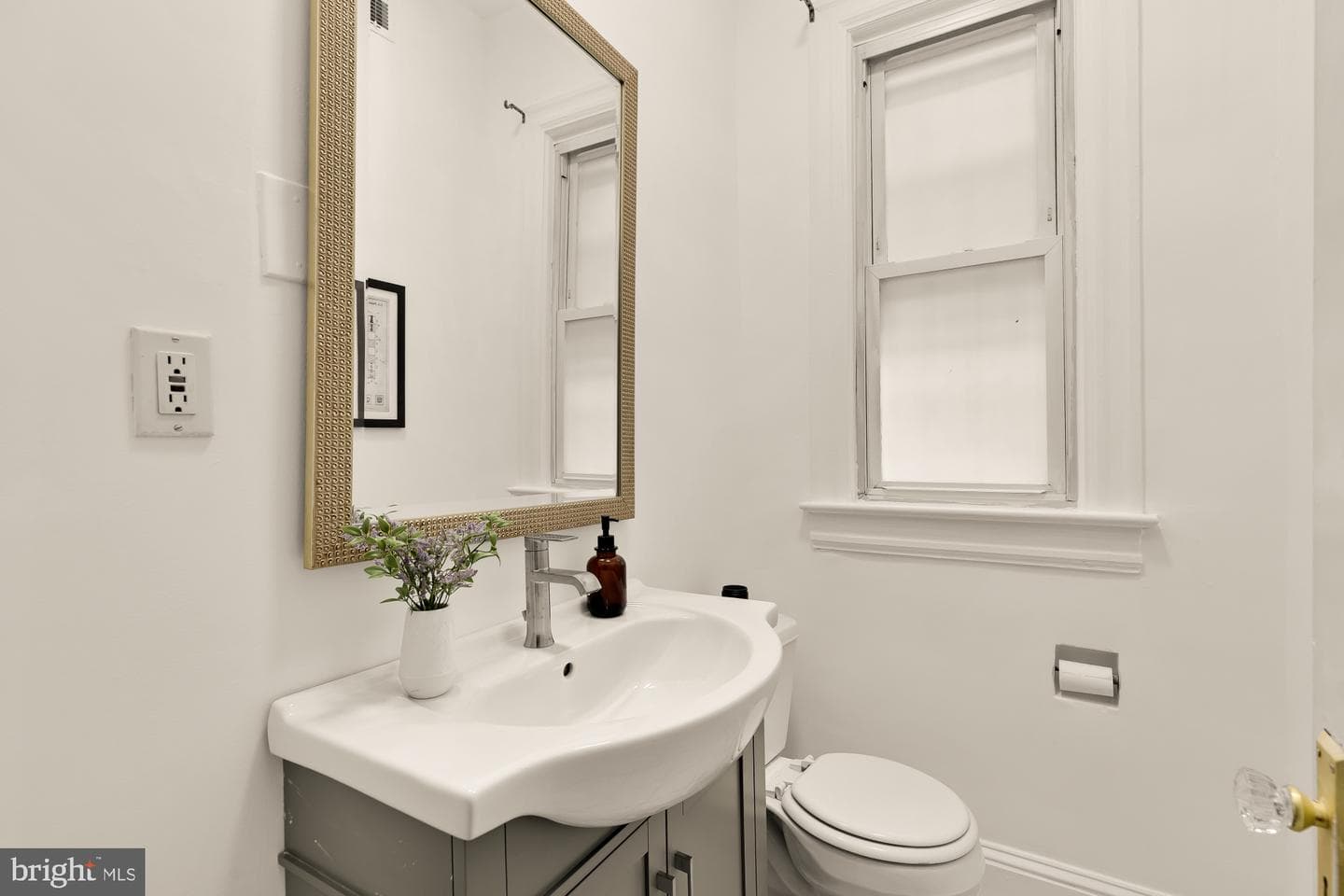 55 Adams Street NW photo 12