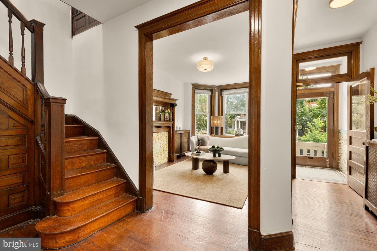 55 Adams Street NW photo 4
