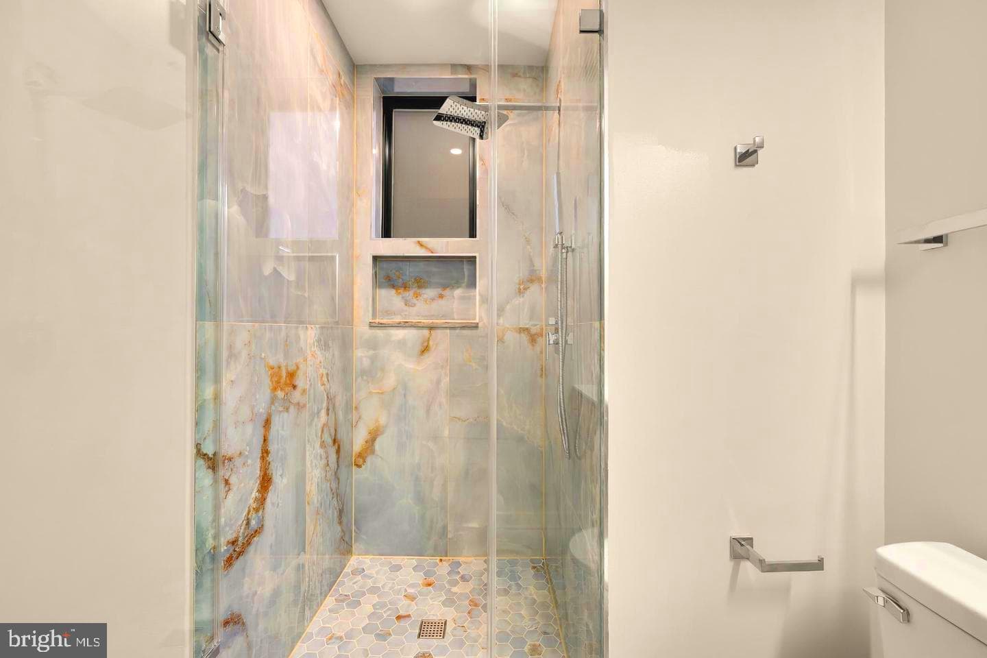 1516 Levis Street NE #1 photo 12