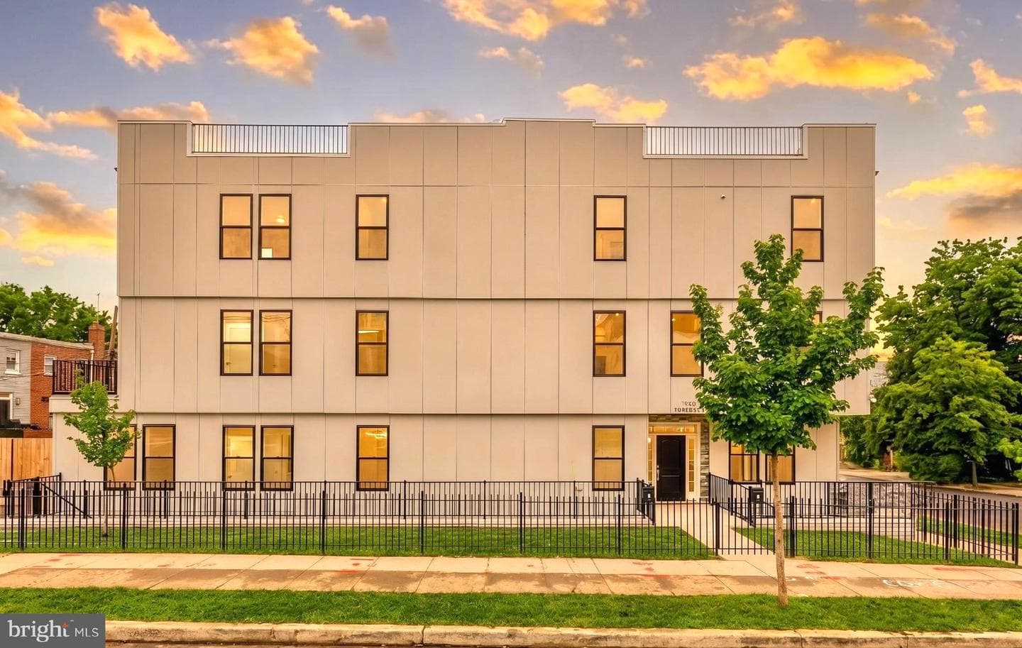 1516 Levis Street NE #1, Washington