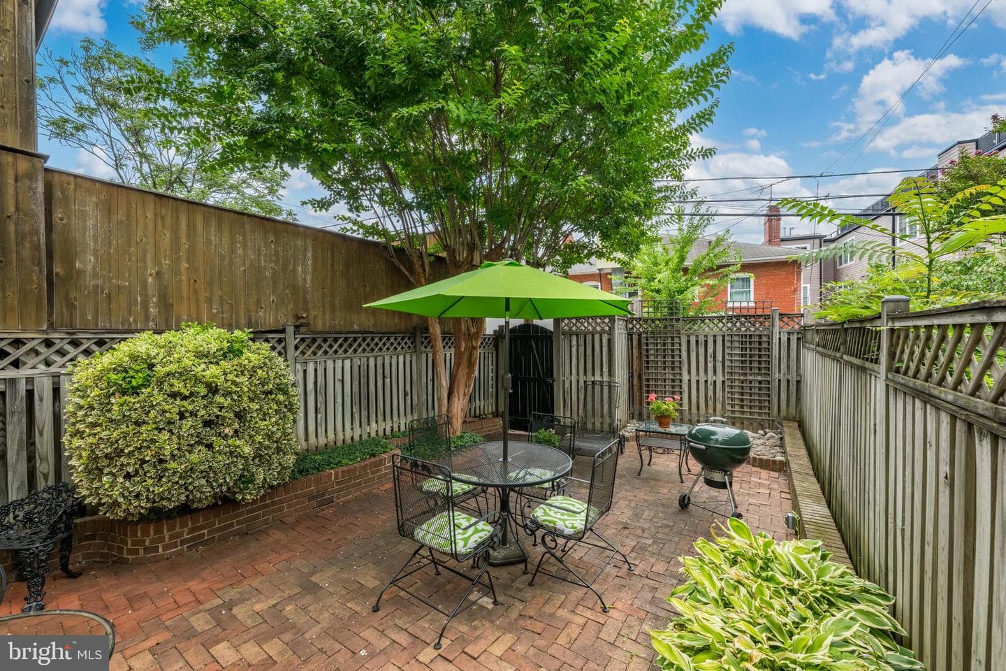 2219 Hall Place NW photo 31