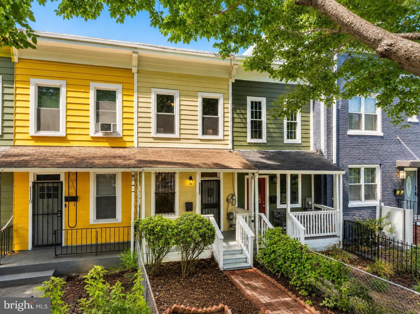 1115 Holbrook Terrace NE, Washington