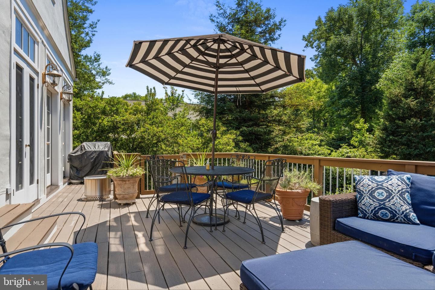 4310 Cathedral Avenue NW photo 41